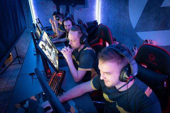 2025 DOTA2 大师赛今日开赛 中国战队精彩亮相